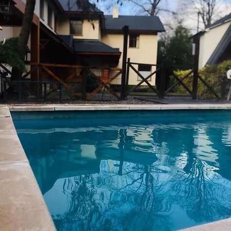 Refugio Del Arroyo Aparthotel San Martín de los Andes Eksteriør bilde