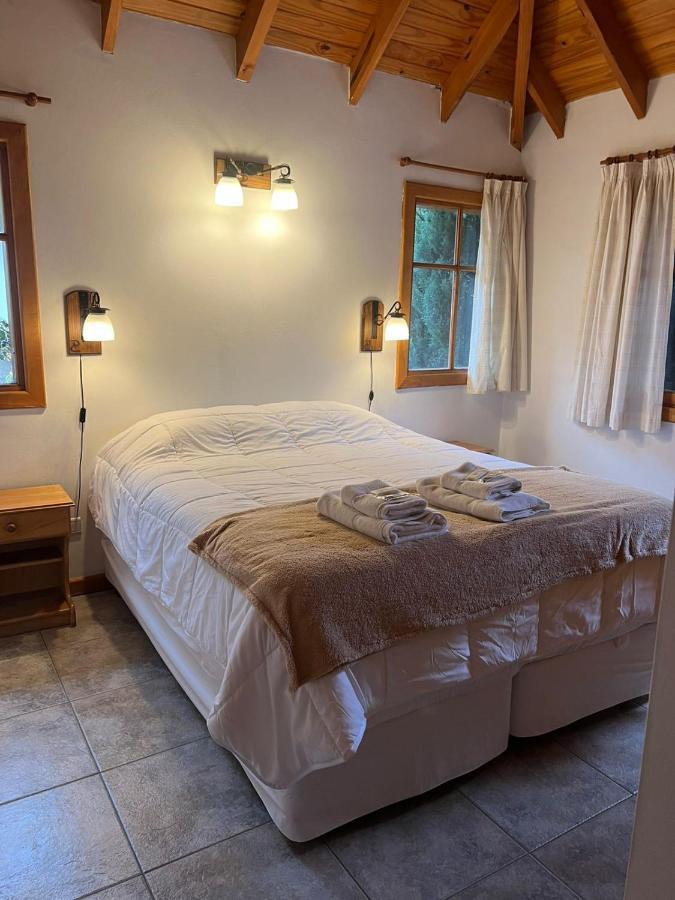 Refugio Del Arroyo Aparthotel San Martín de los Andes Eksteriør bilde