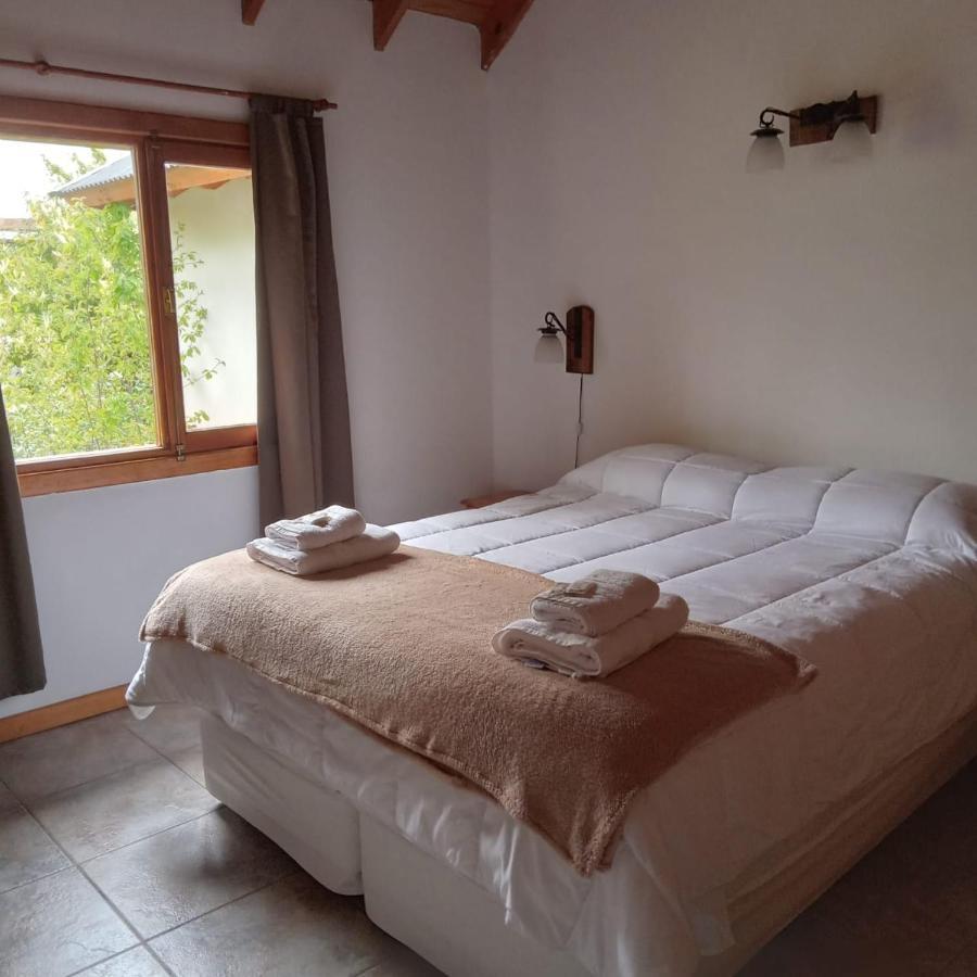 Refugio Del Arroyo Aparthotel San Martín de los Andes Eksteriør bilde