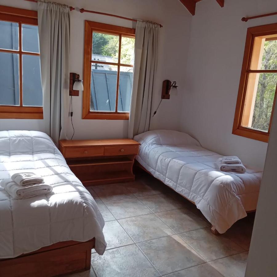 Refugio Del Arroyo Aparthotel San Martín de los Andes Eksteriør bilde