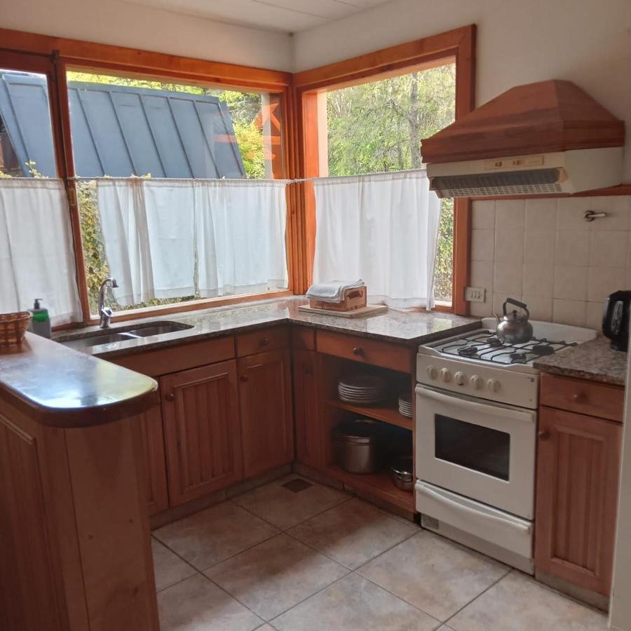 Refugio Del Arroyo Aparthotel San Martín de los Andes Eksteriør bilde
